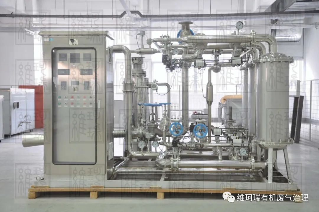 大雪||萬里覆寒云，千地飛素雪